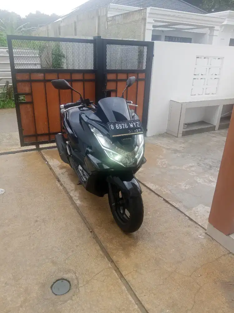 PCX 160 ABS HSTC th Registrasi 2022 nik 2021 black glossy motor gress