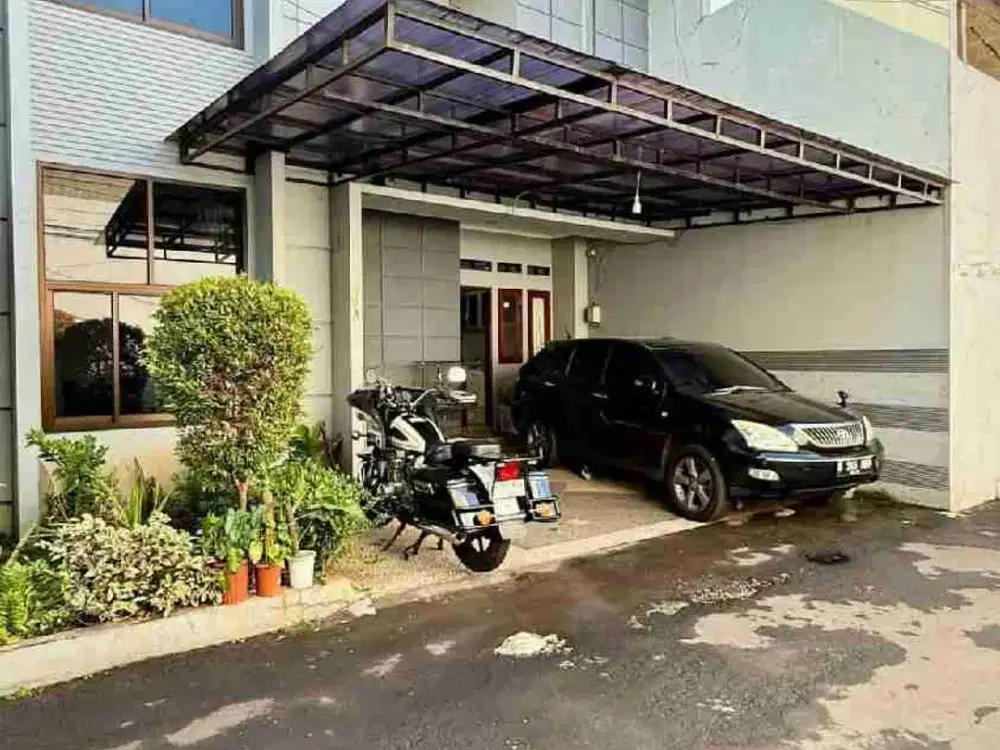 Rumah Cantik Dalam Mini Townhouse di Pejaten Barat
