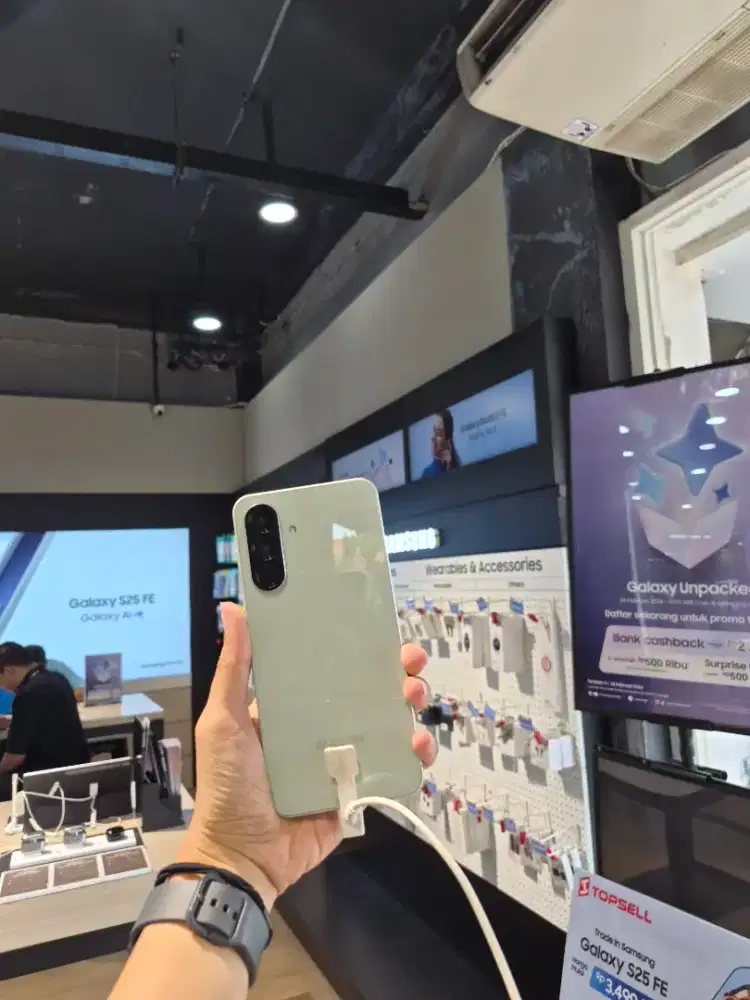 Samsung A56 5G free adaptor 45w