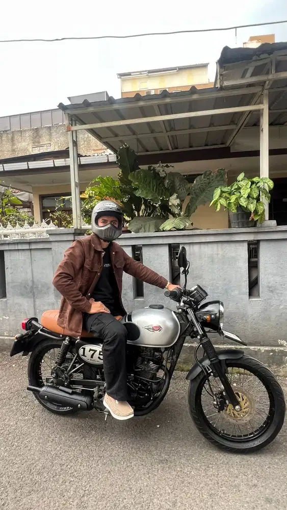 WTS Kawasaki W175 SE (2018) Silver