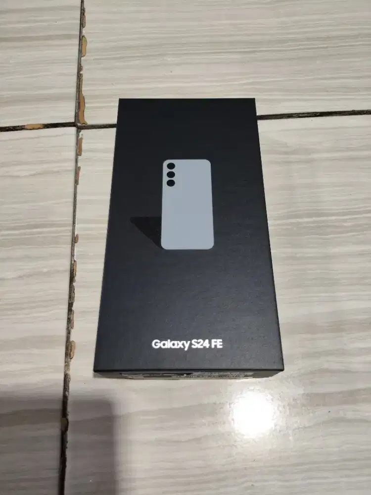 Samsung s24 fe 8/256