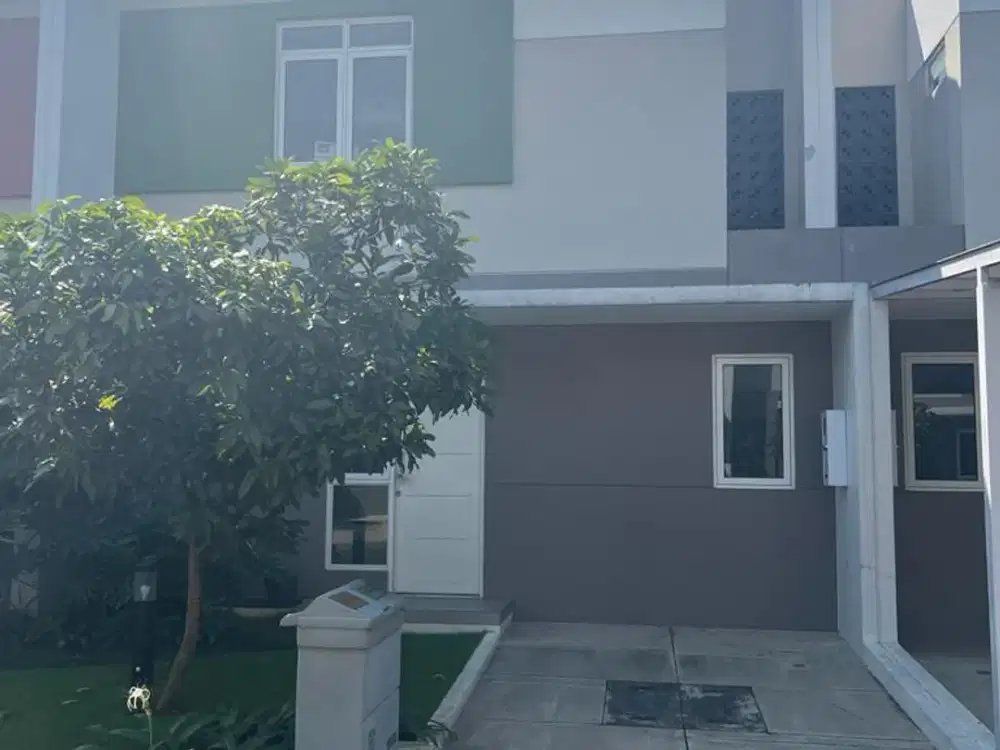 RUMAH RENDENG 2 LANTAI MINIMALIS MODERN LINGKUNGAN NYAMAN ASRI SIAP HUNI DI SUMMARECON DAYANA BANDUNG