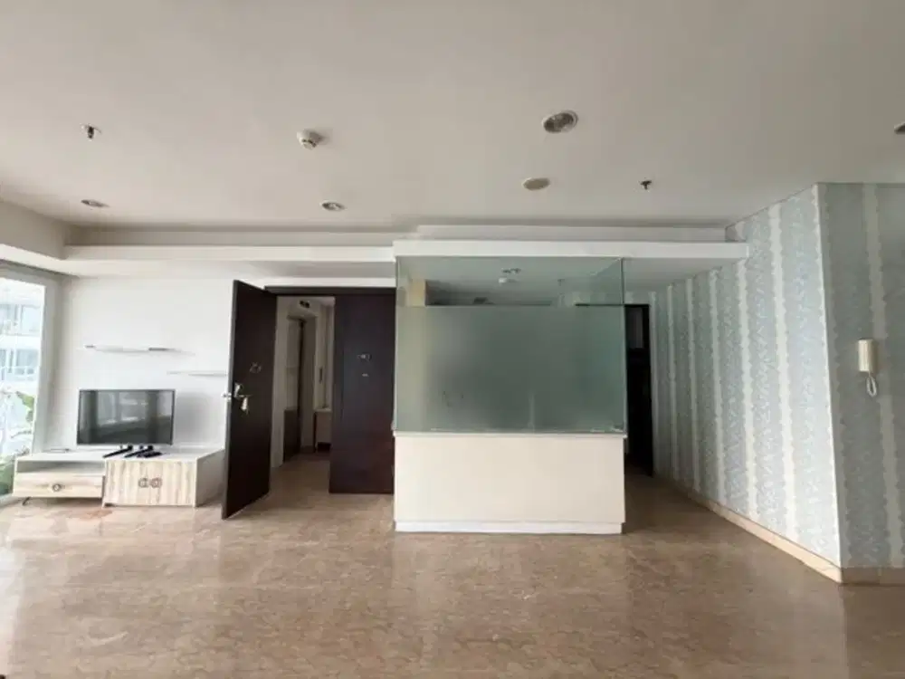 Jual apartemen royale springhill 3 kamar 196 meter city view murah