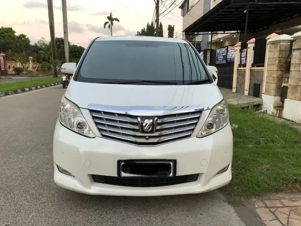 Toyota Alphard G 2013