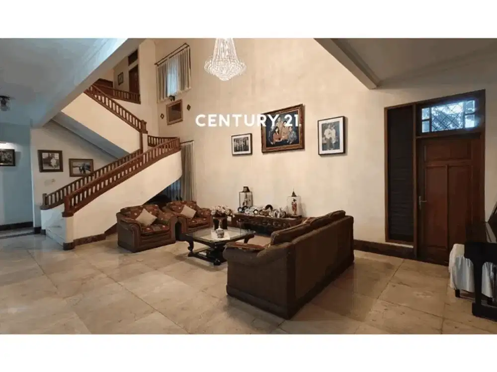 Rumah 2 Lantai Ada Swim Pool Di Sektor 3 Bintaro GB 17819