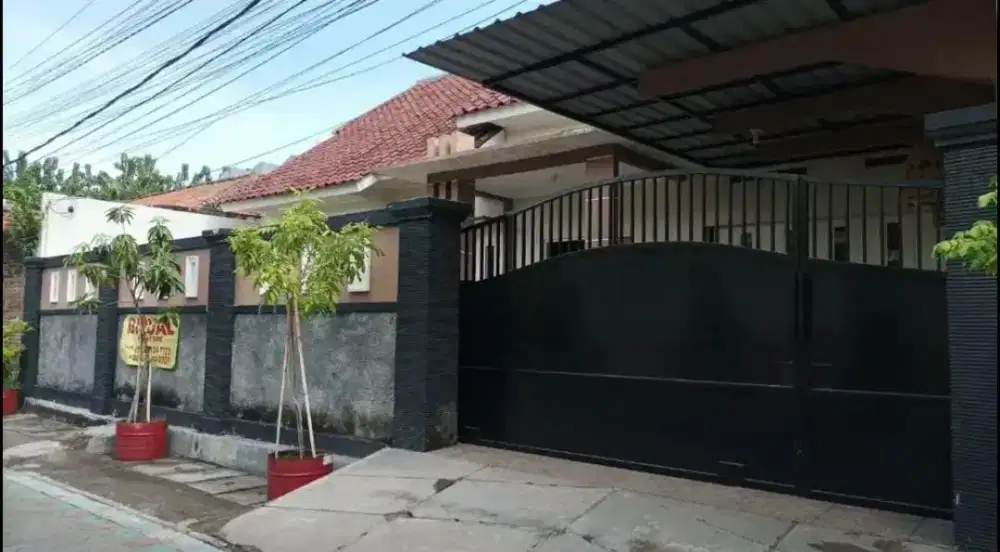 Dijual cepat rumah Kutisari selatan