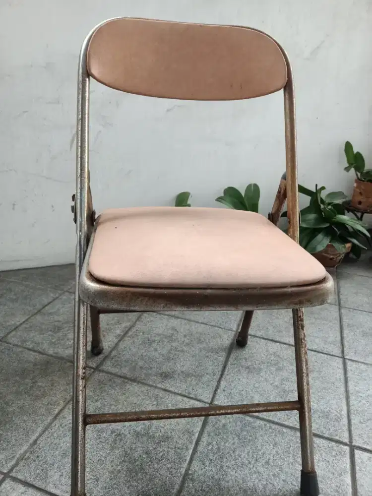 kursi lipat chitosse