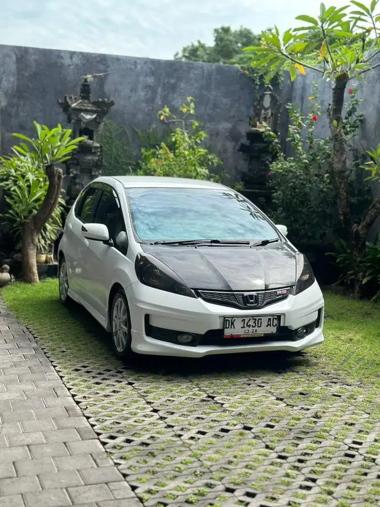 JAZZ RS 2013 MANUAL MMC ASLI BALI LOW KM