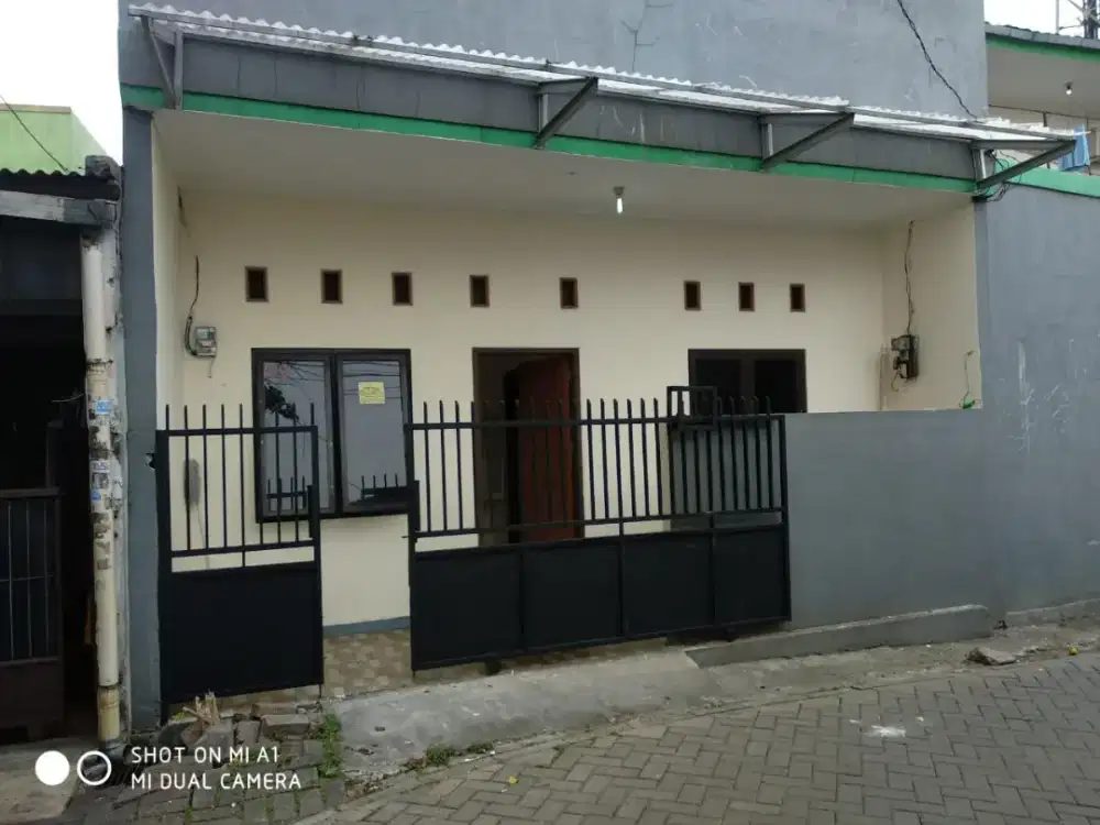 Rumah Kontrakan Karang tengah Belakang Mall CBD ciledug