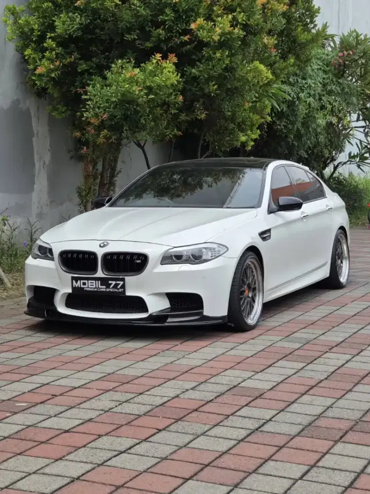 BMW M5 F10 turbo odo25rb Tahun 2012