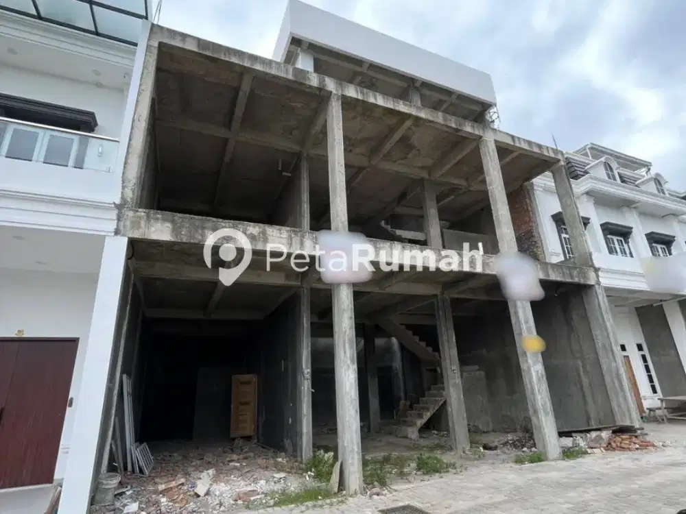DIJUAL VILLA JALAN PURWOSARI KOMPLEK DELI SUITES - DAERAH CEMARA