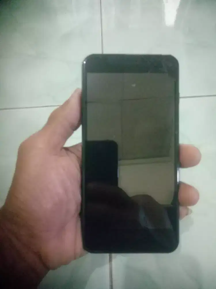 HP ANDROID LAYAR 5,5 MATI