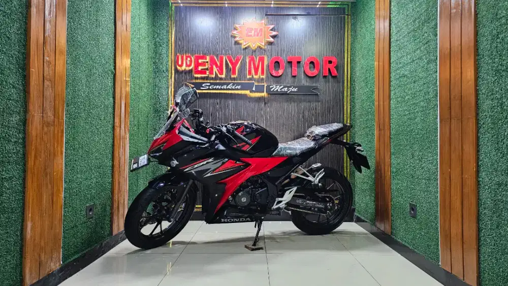 ENY MOTOR - READY HONDA CBR 150R FACELIFT 2019! CASH/KREDIT/TT
