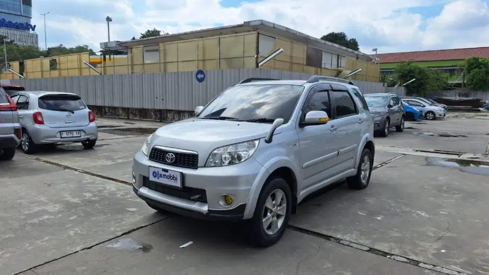 DP MURAH - Toyota Rush 1.5 G Bensin-AT 2012 Silver