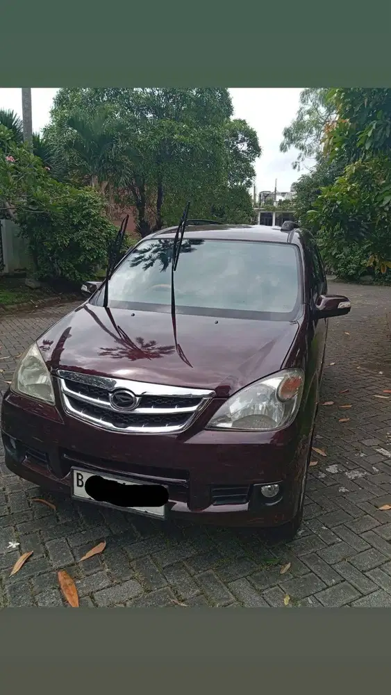 DAIHATSU XENIA Li VVt-i 1000 cc Tahun 2010 (MANUAL)