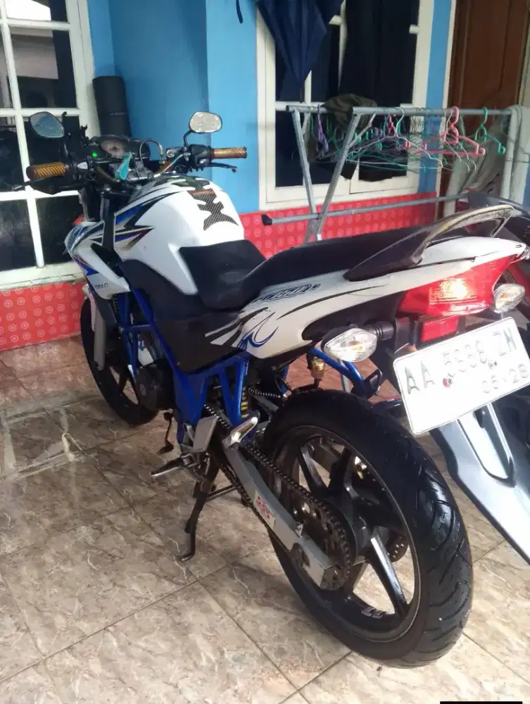 HONDA CB150R MODEL SPORT NAKED