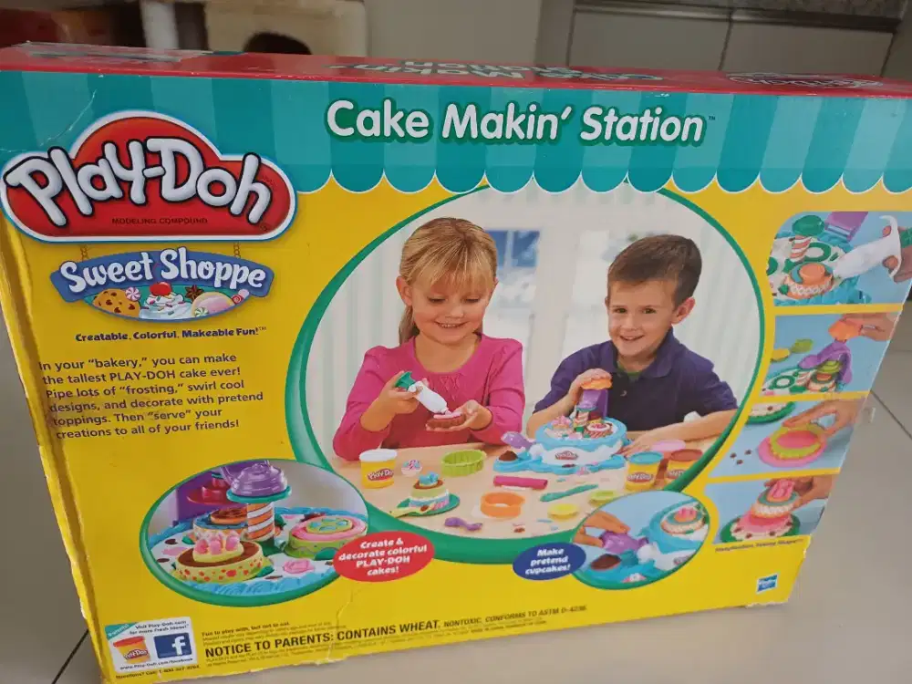 Play-Doh Cake Makin Station