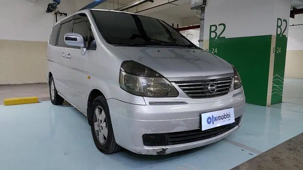 DP MURAH Nissan Serena 2.0 Highway Star Bensin-AT 2005  C8KLB