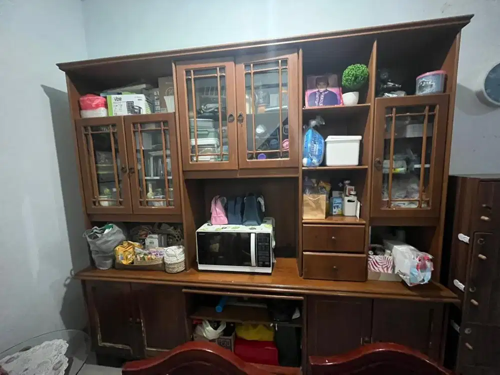 Rak lemari TV (bekas)