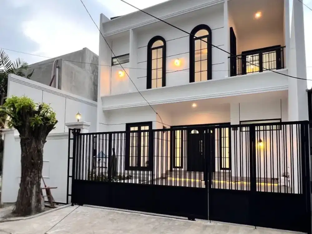 Dijual Rumah Hadap Barat Daya Lebar 10 - Nusaloka BSD, Tangerang Selatan