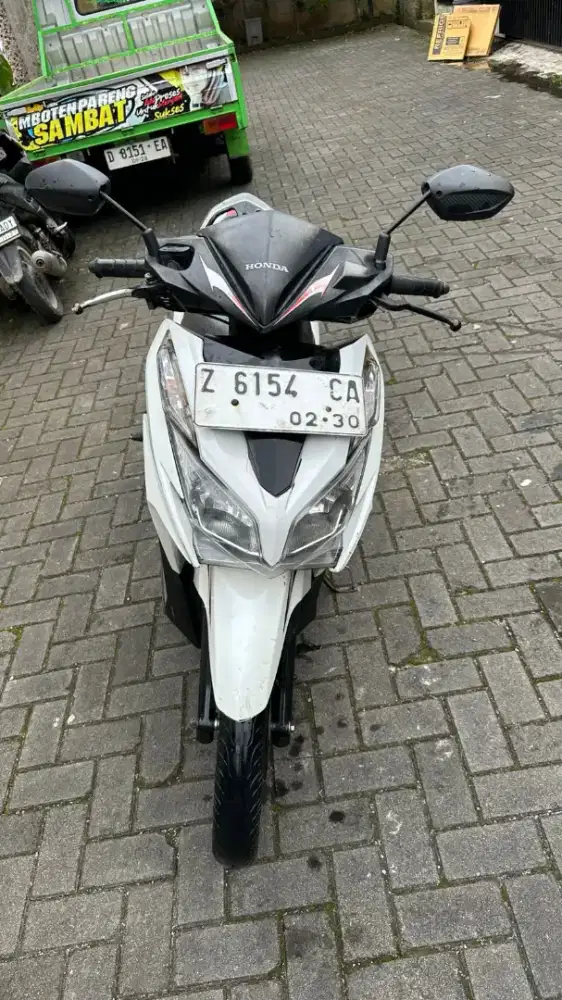 Honda vario kzr tahun 2015