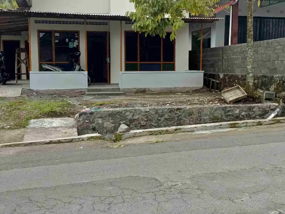 RUMAH SLEMAN PAKEM PURWOBINANGUN YOGYAKARTA