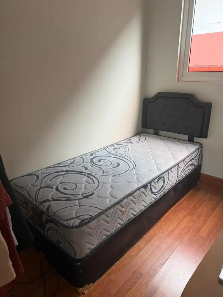 JUAL SINGLE BED MURAH! Udah 1 set