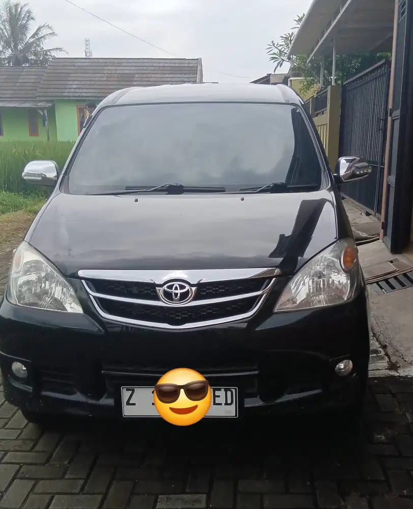 Mobil Avanza Tipe G 2009