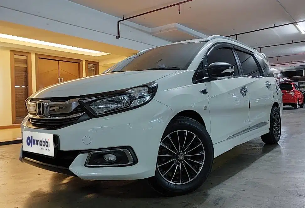 TERMURAH Honda Mobilio 1.5 S Bensin-MT Abu 2018