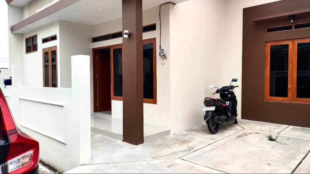 3 KT Harga PROMO, Siap huni bangunan baru 3 KT 2 KM . Bs KPR