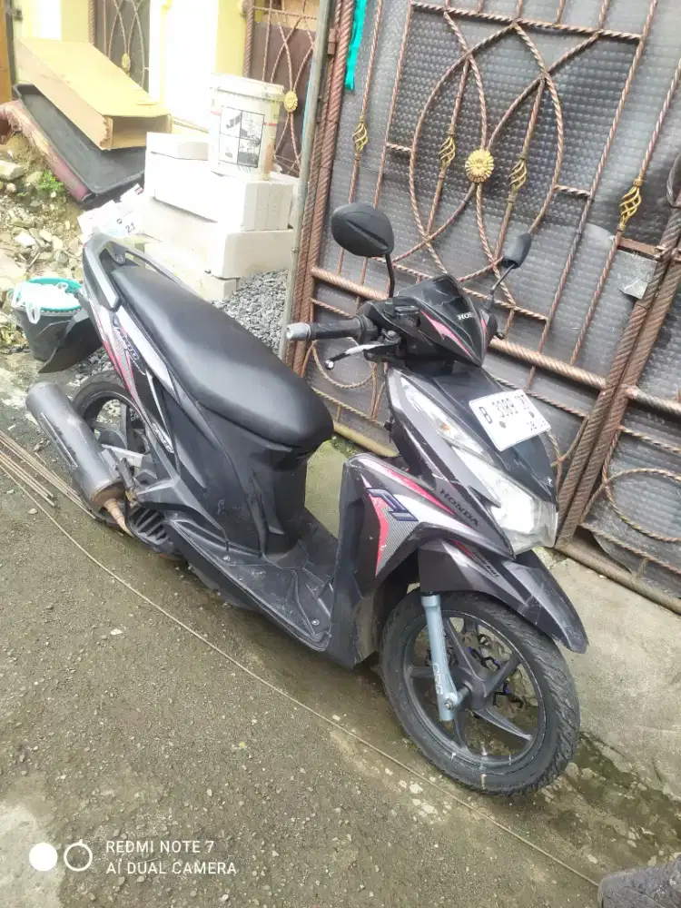 Vario 125 CBS iss