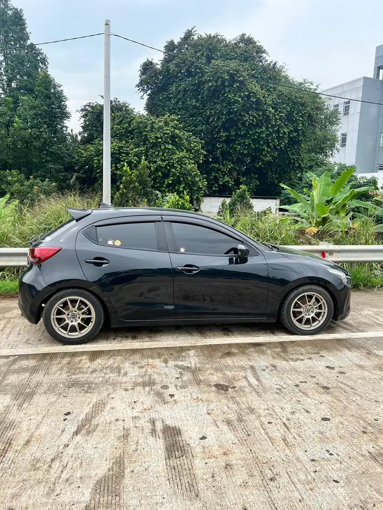 Mazda 2 2015 Bensin