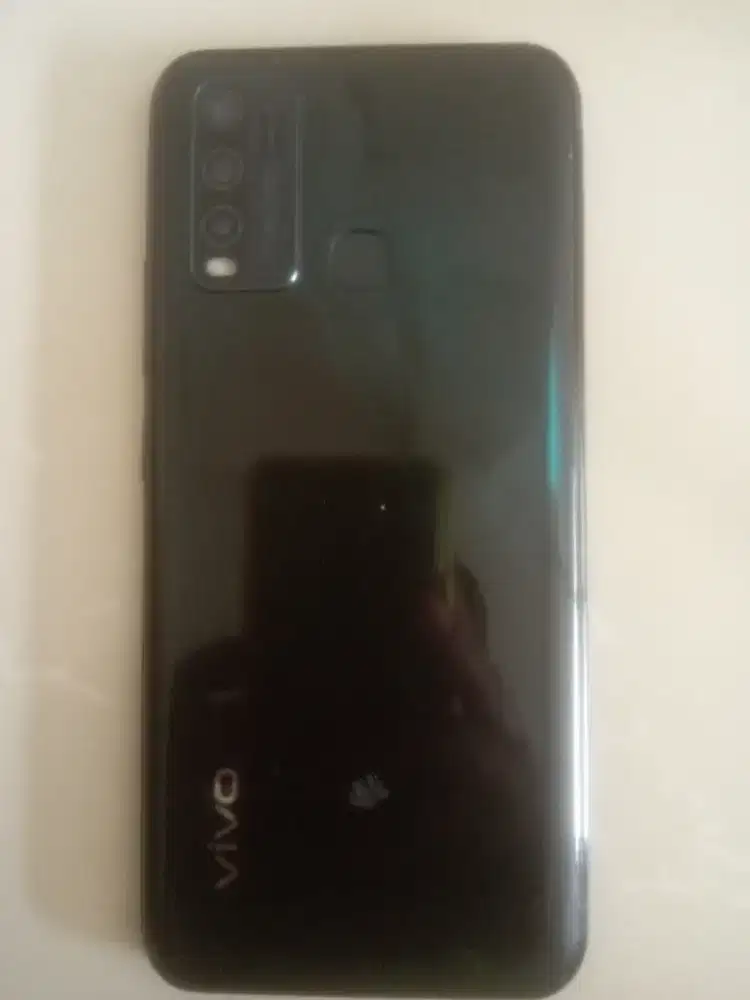 Vivo y30  ram 6 /128 kondisi mulus
