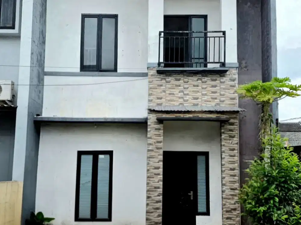 Rumah 2 Lantai 3 Kamar Tidur di Kaisar Mansion Blok B1, Karawaci, Tangerang - Harga di Bawah 760 Jt