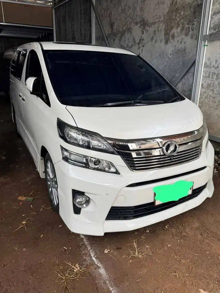 Velfire ZG 2013 Premium Sound