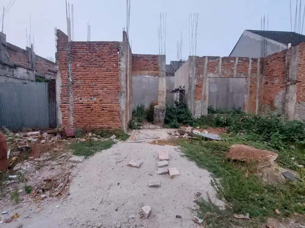 Jual tanah BU siap nego sampai jadi Lokasi Strategis Bebas Banjir Lingkungan tanah di dalam cluster.