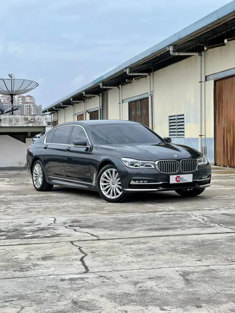 BMW 740LI Pure Excellence G12 2018
