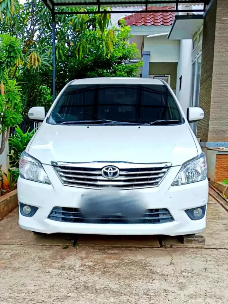 WoW. . . . .Antik Kijang Innova Diesel V At 2012 Putih Langka