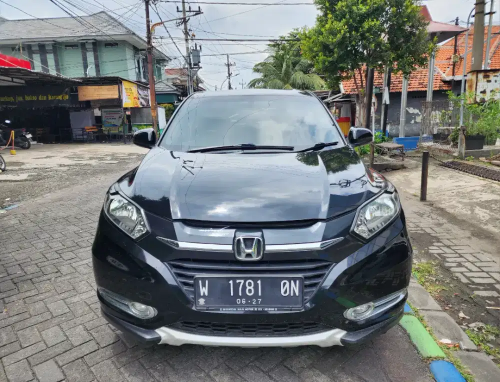 Honda HR-V E 2016 Matic Hitam
