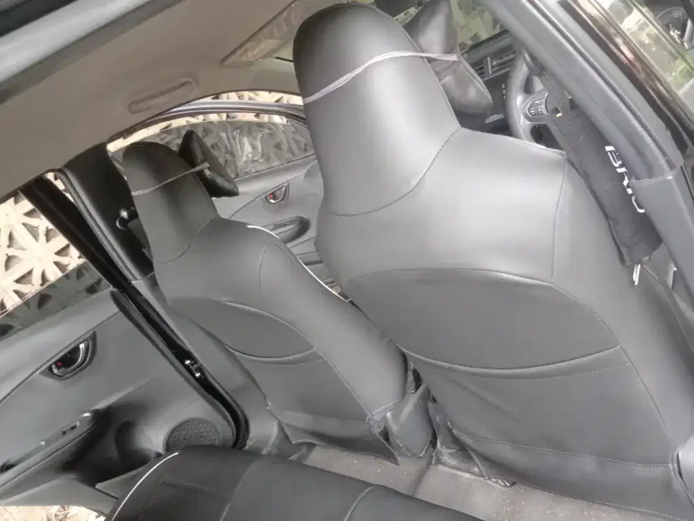 Pusat sarung jok mobil terdekat