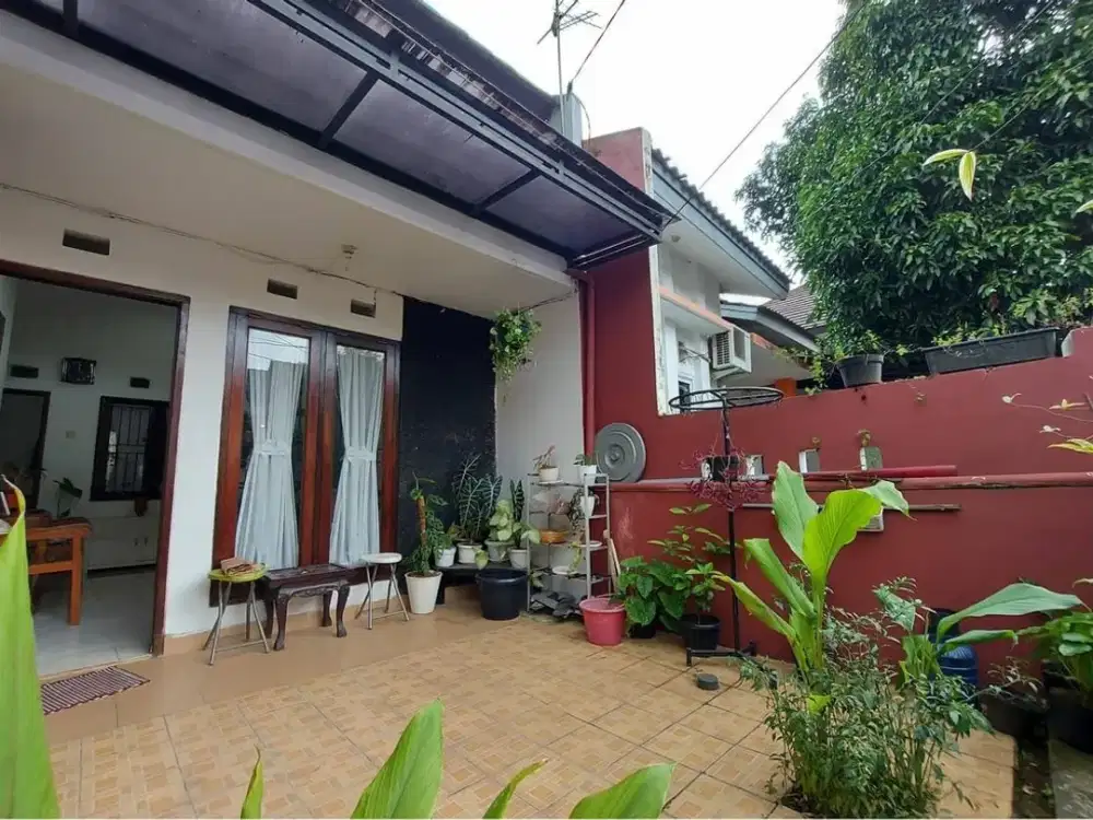 Dijual Cepat Rumah di Komplek Poin Mas, Depok.