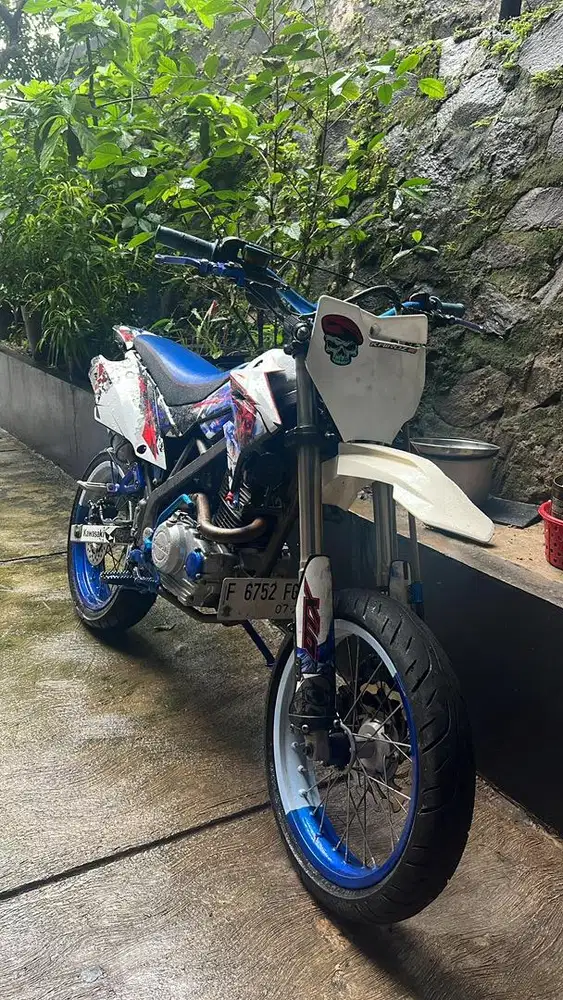 Kawasaki Dtracker 2013