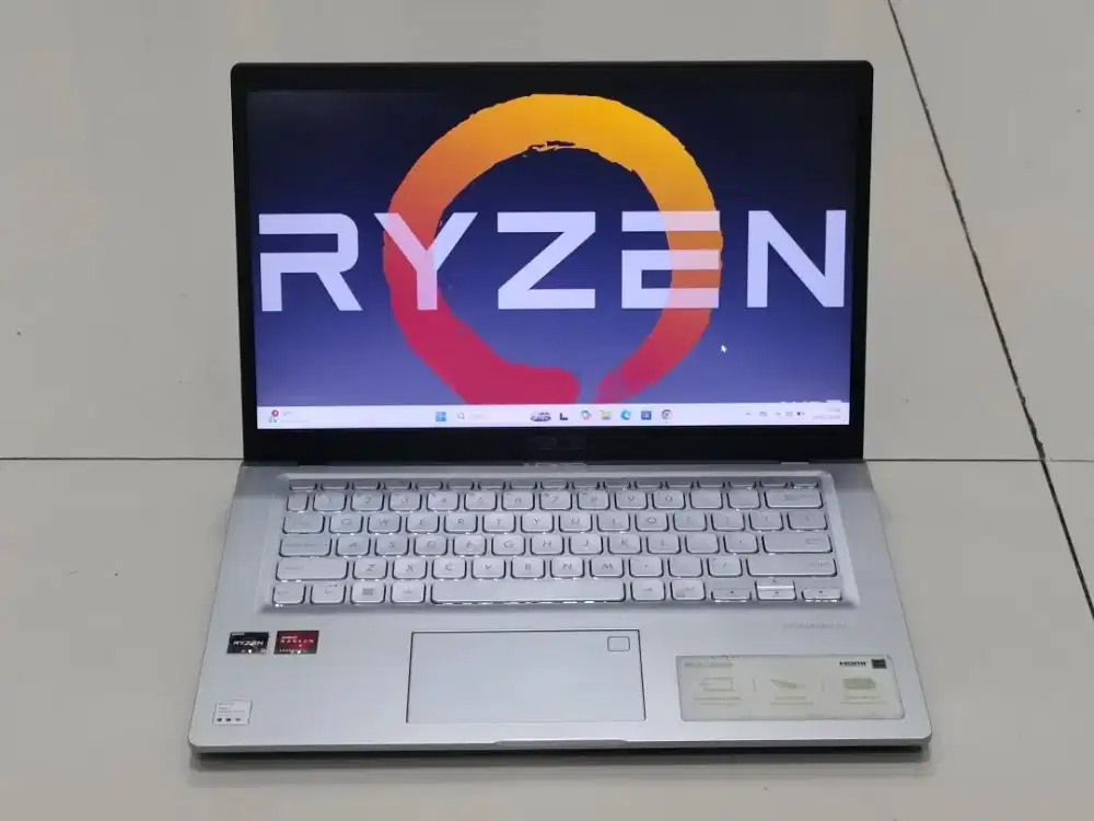 Asus vivobook x412da amd ryzen 3-3250u ram 8 gb ssd 256 gb