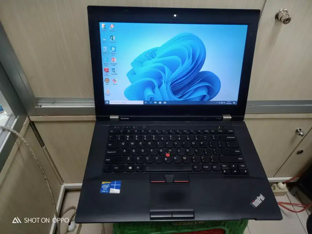 Jual Cepat LAPTOP LENOVO THINKPAD Core i5 Ram 8GB HDD 320GB LED