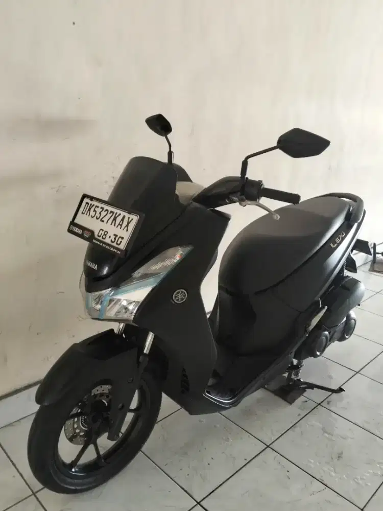 DP 1 JT/ BUNGA MENURUN 2% / YAMAHA LEXI 125 TAHUN 2020