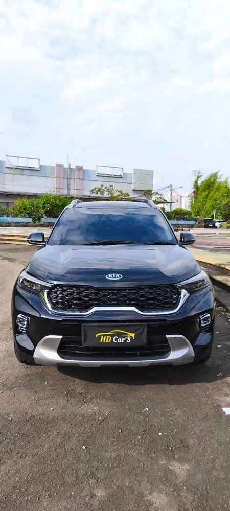 Kia Sonet 1.5 Premiere IVT 2021 / 2022 Wrn Hitam Tgn 1 Low KM