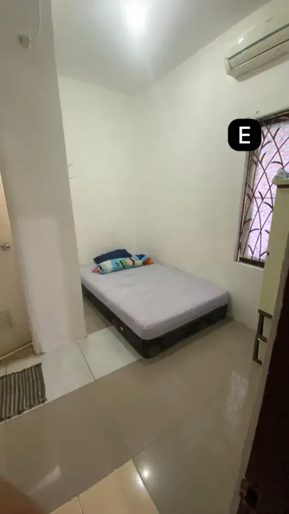 Murah Bayar Bulanan Kamar 9m2 AC Kamar Mandi Dalam Wifi di di Condet