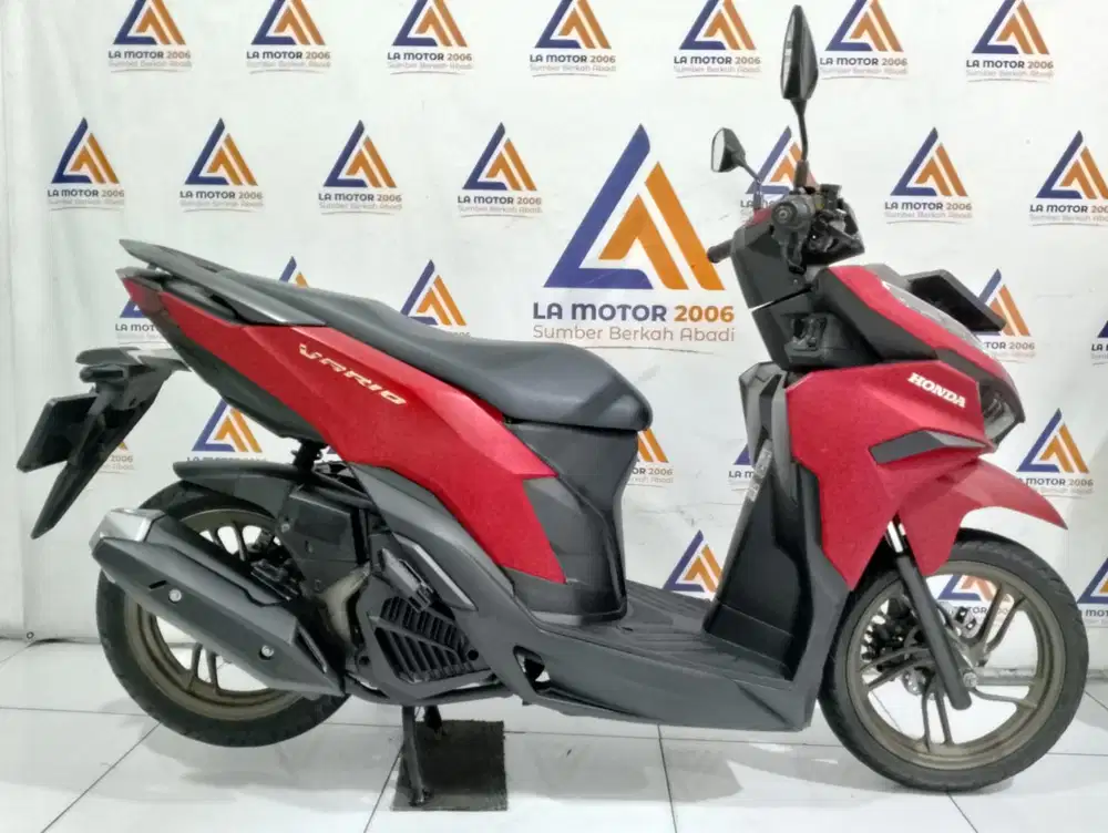 GRESS LIKE NEW LOW KM HONDA VARIO 125 CBS ISS THN 2025 TT/KREDIT/CASH