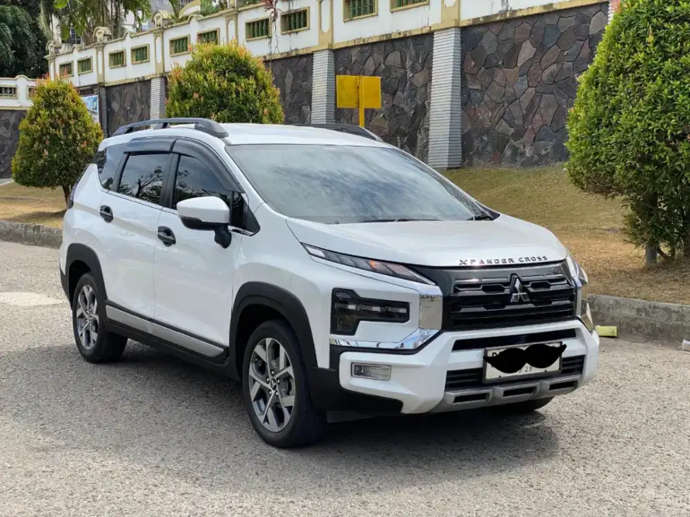 DIJUAL Mitsubishi Xpander Cross 2023 Matic PPN Bebas Keluar Batam