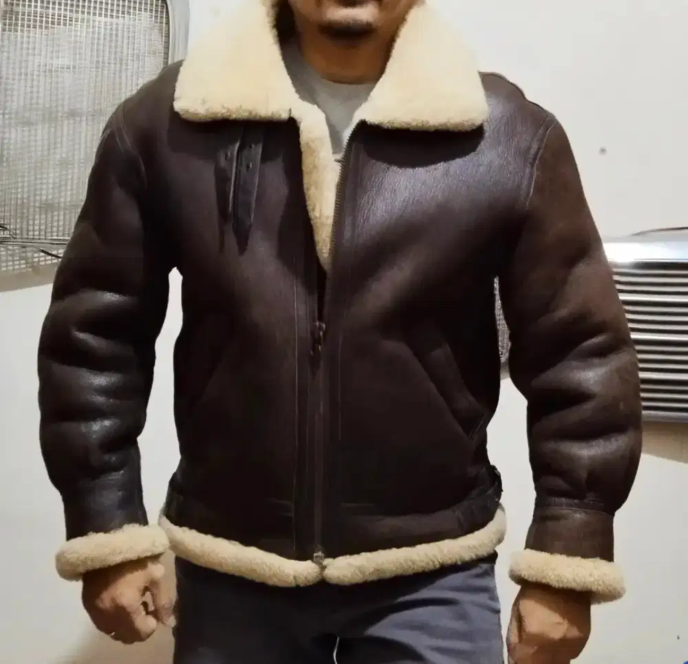 Jaket kulit model pilot pesawat B3 sherpa  vintage jam sepeda antik